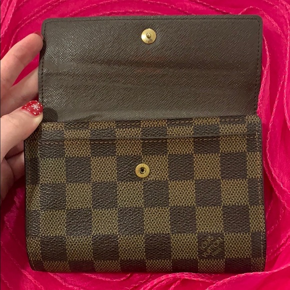 ‼️SOLD‼️ AUTHENTIC Louis Vuitton Wallet - Picture 4 of 8